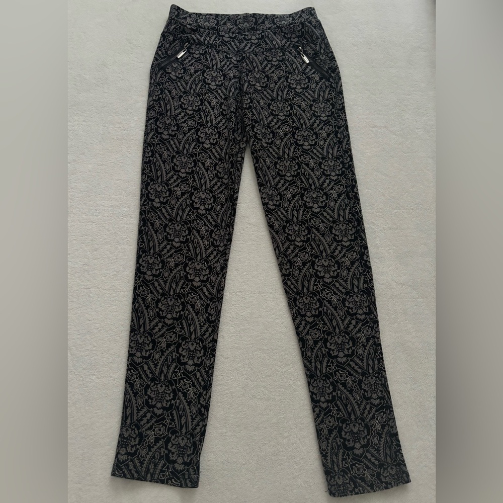 Coco+ Carmen Printed Legging like cute pants. Size S/M